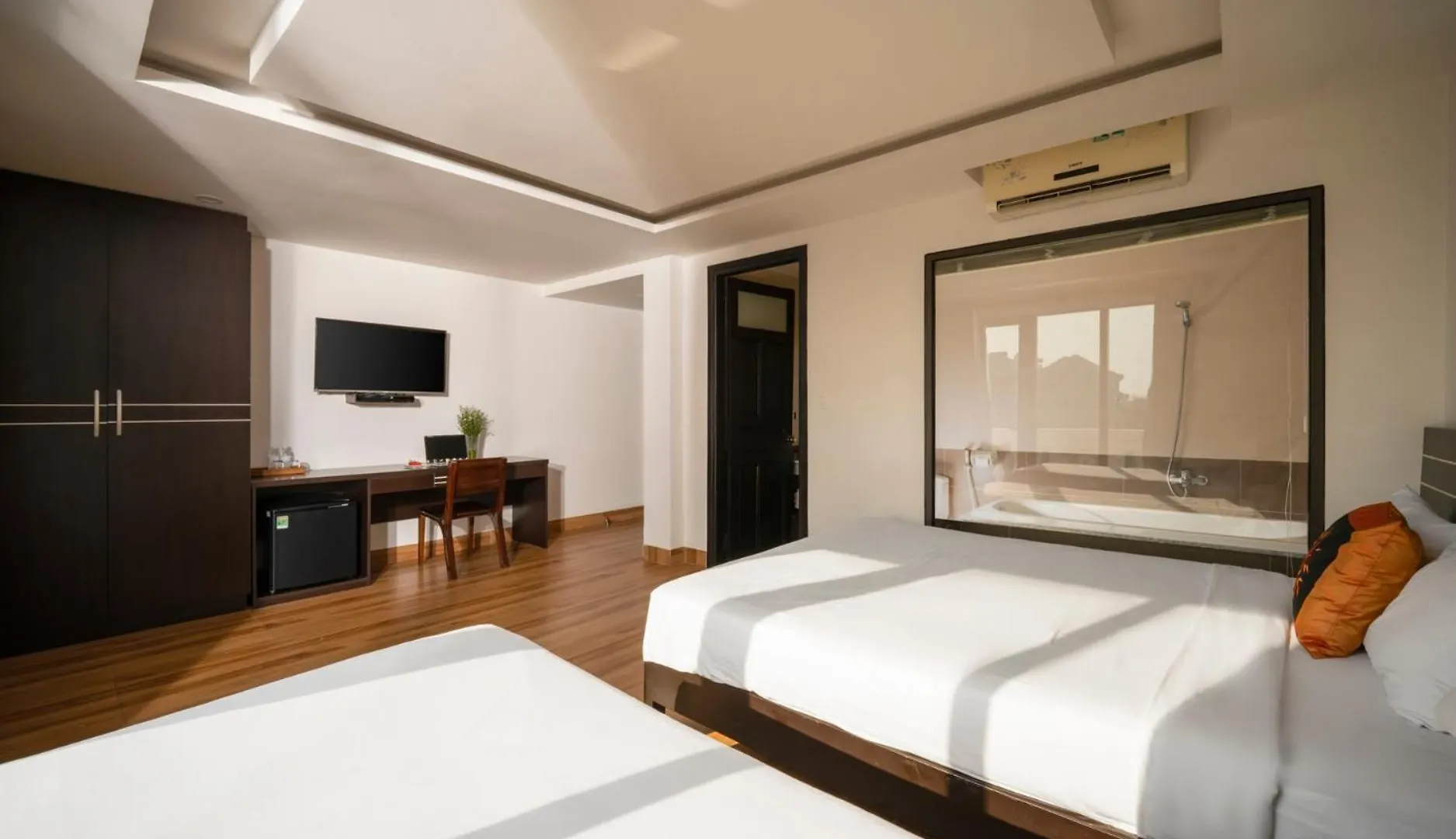 Hoi An Beachfront Hotel 4*, Hoi An