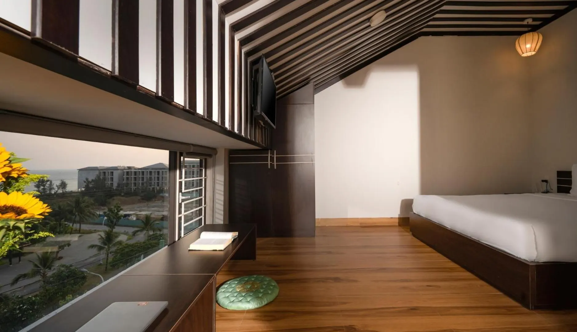 ****  Hoi An Beachfront Hotel Vietnam